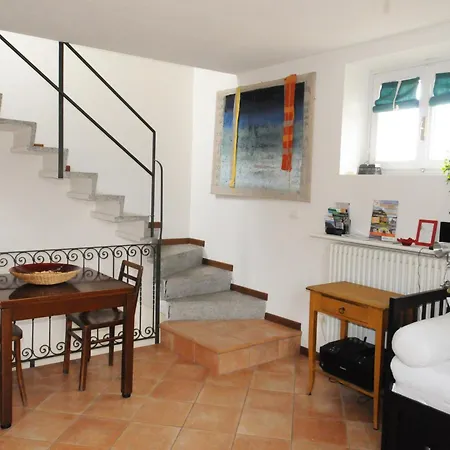 Casa San Giorgio Varenna-2